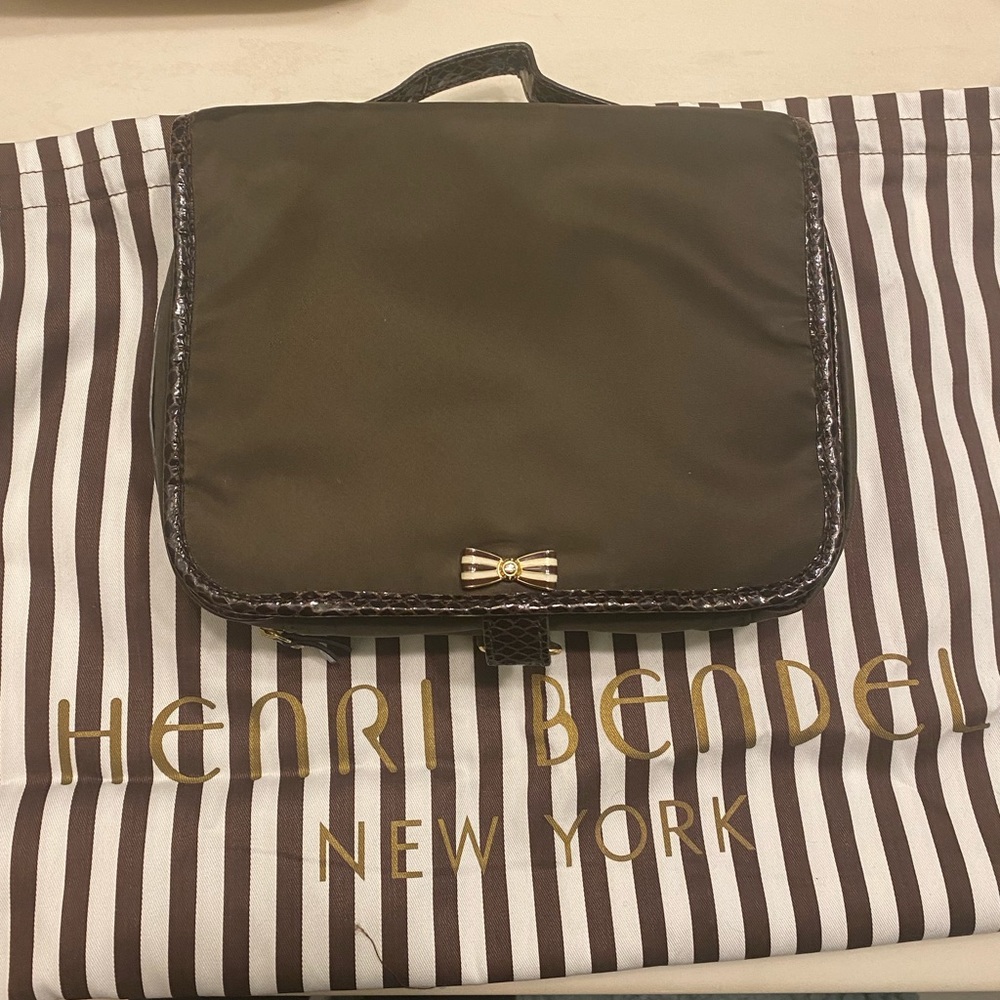 COPY - Henri Bendel vanity bag